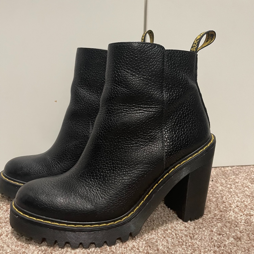 Doc Martens bootie
